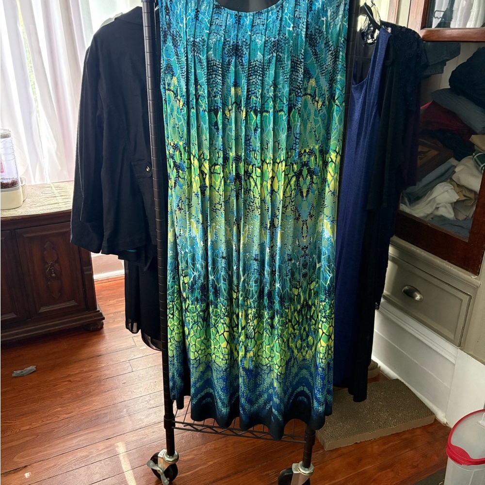 Vibrant Blue and Green Pleated Dress